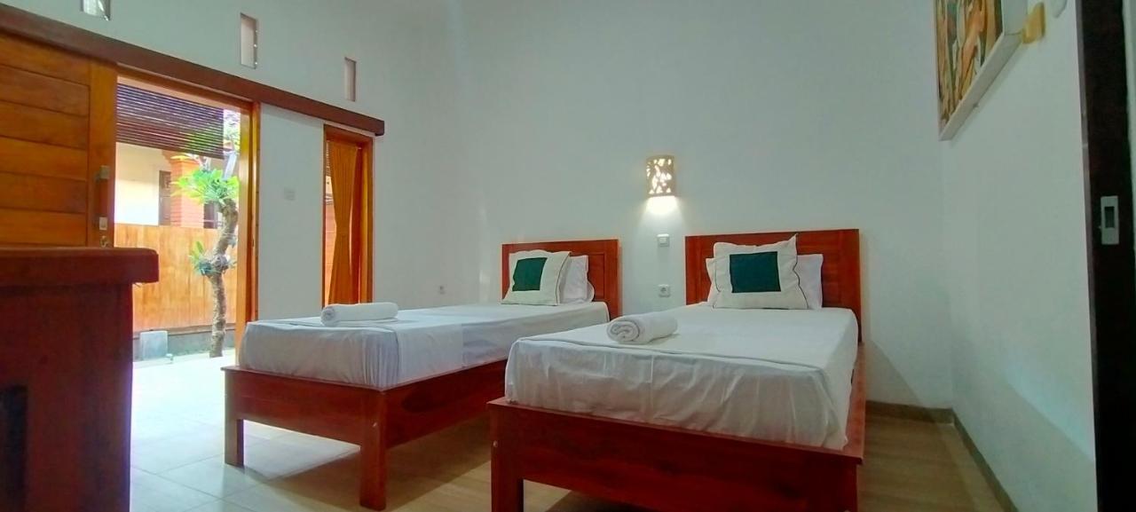 Tunjung Guest House Lovina Beach Buleleng Exterior foto