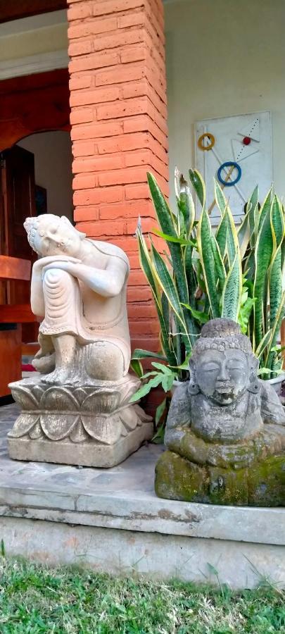 Tunjung Guest House Lovina Beach Buleleng Exterior foto