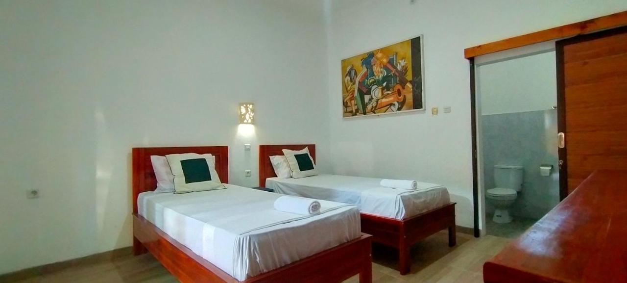 Tunjung Guest House Lovina Beach Buleleng Exterior foto