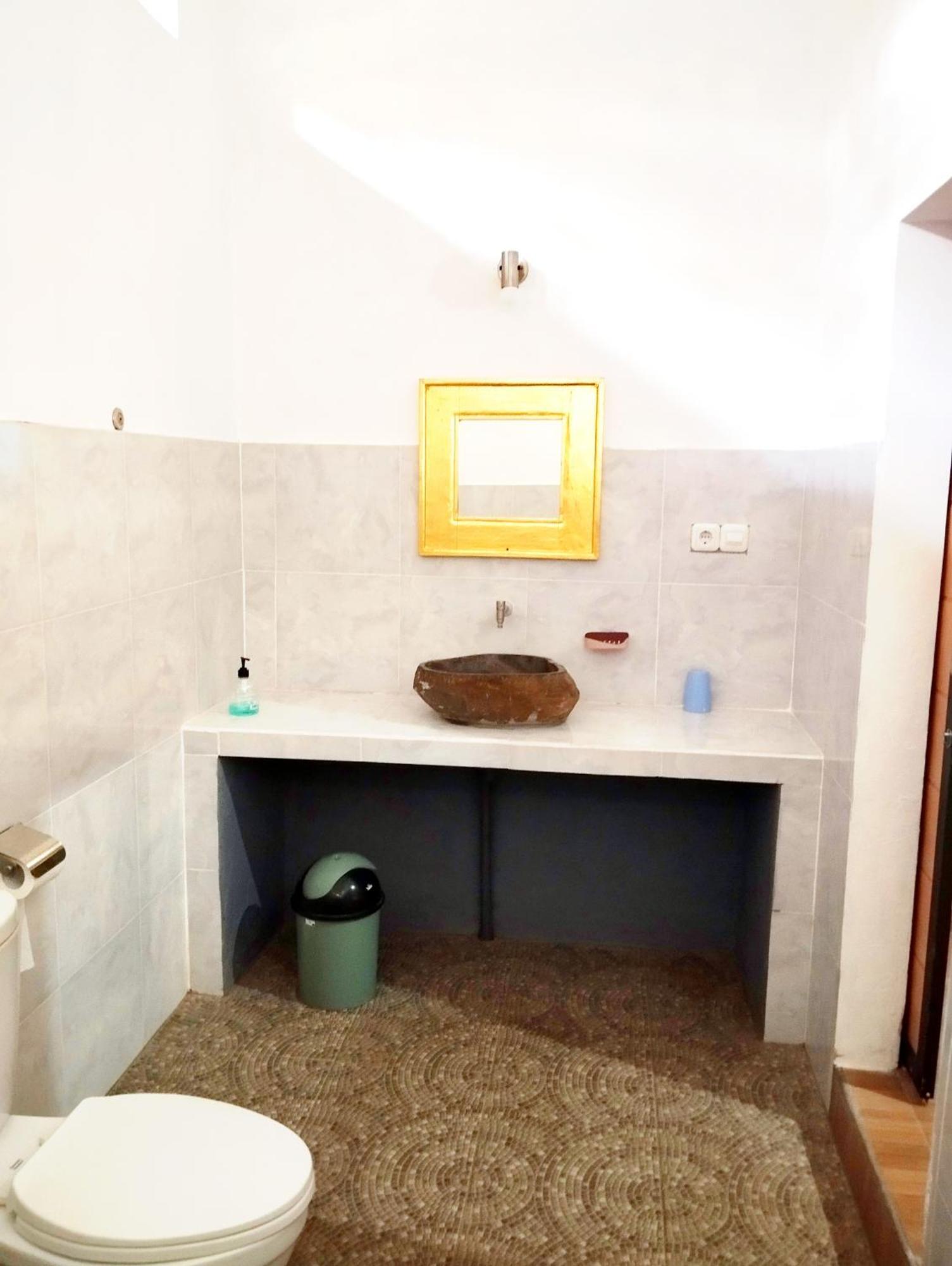 Tunjung Guest House Lovina Beach Buleleng Exterior foto